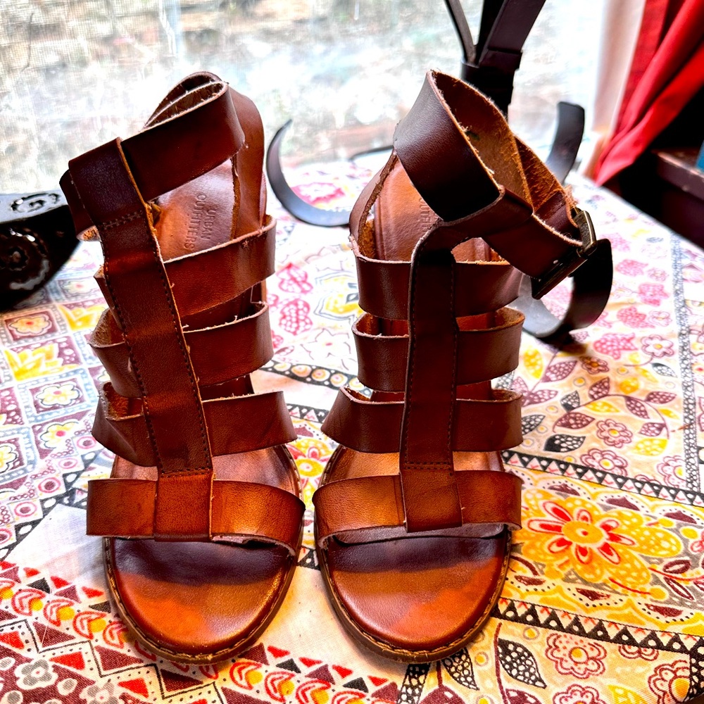 Urban Outfitters strappy sandals heels 8 vegan leather